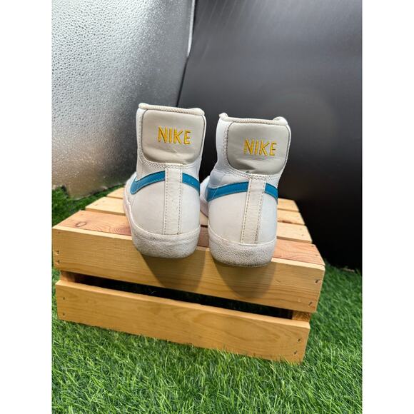 Nike- Blazers- White/Blue Swoosh- Size 6Y - Picture 6 of 10